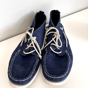 Men Ugg sneakers,size 11 ,leather